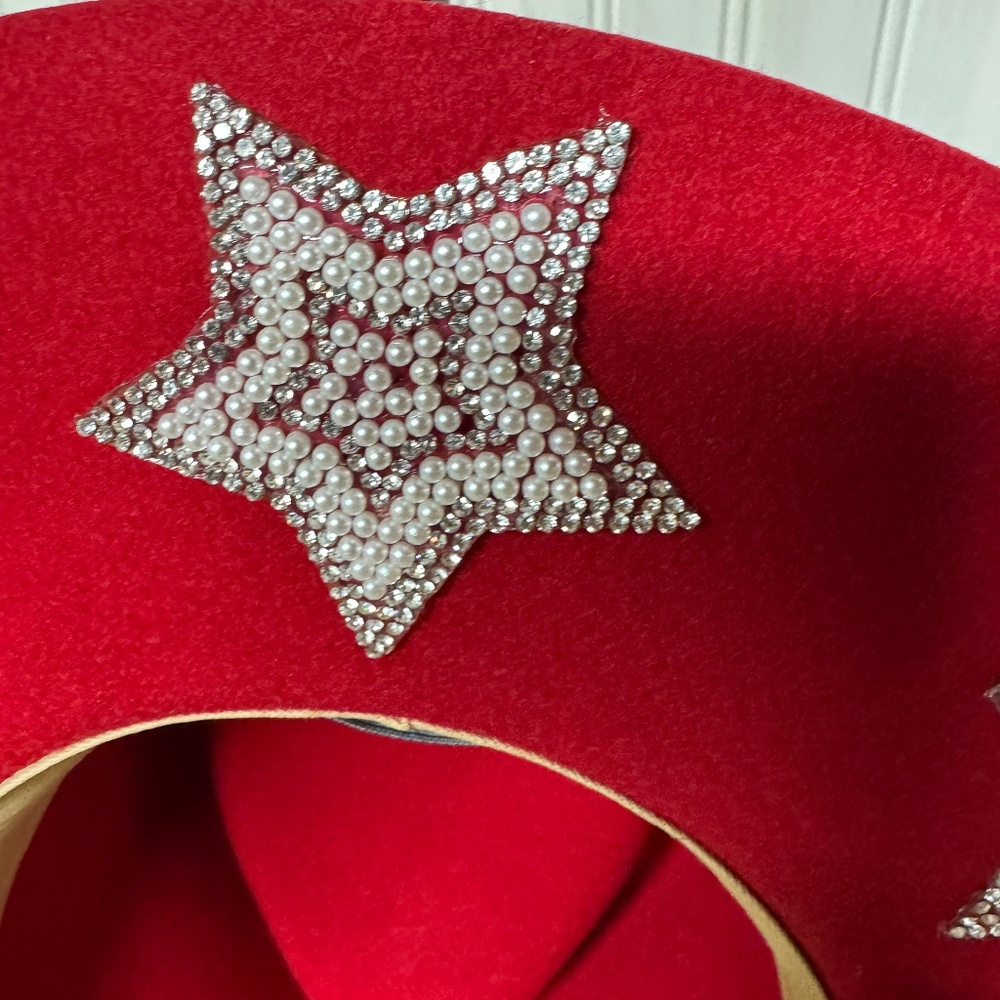 Wyeth Red Felt Cowboy Hat with Rhinestone and Pearl Stars-NWOT-bag included - Picture 3 of 12